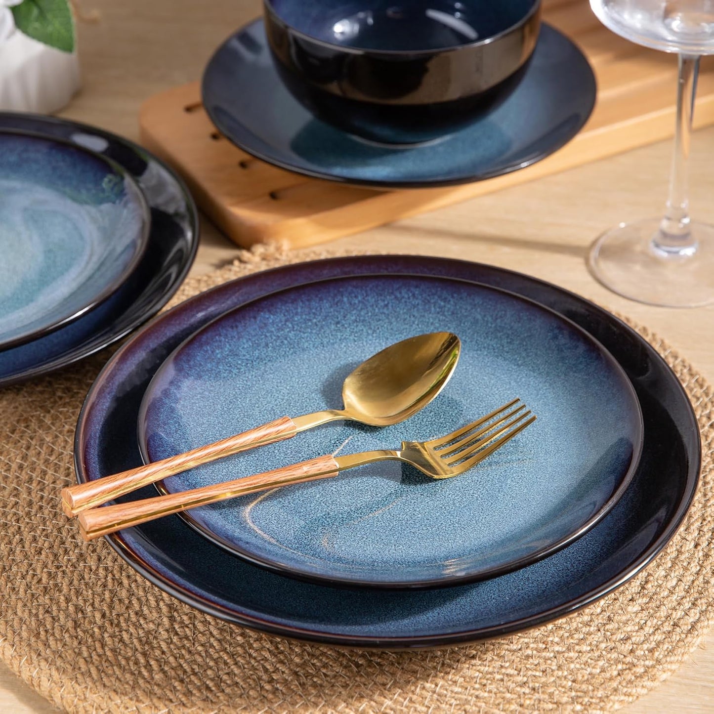 LERATIO Ceramic Dinnerware Sets for 8,Stoneware Plates and Bowls Sets,Handmade Reactive Glaze Dishes Set,Chip Resistant and Scratch Resistant | Oven&Dishwasher & Microwave Safe-Blue(24PCS)