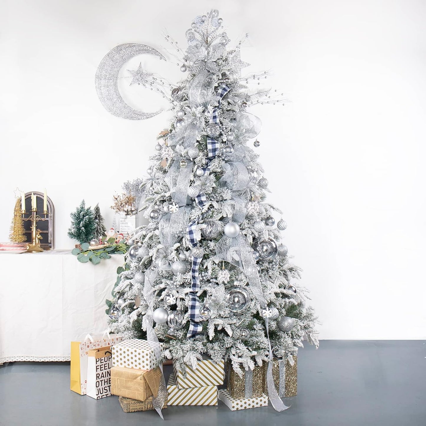 100 Pack Christmas Ball Ornaments,Silver and White Plastic Christmas Balls Shatterproof Christmas Tree Decorations in Indoor,Holiday Xmas Tree Decor Hanging Baubles Balls