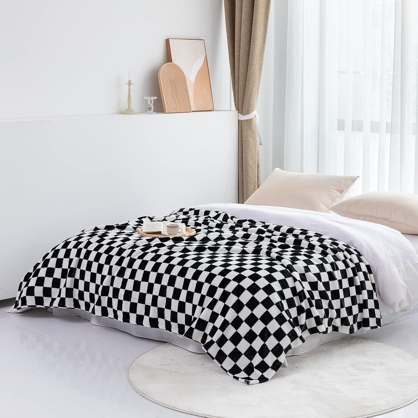 LOMAO Throw Blankets Flannel Blanket with Checkerboard Grid Pattern Soft Throw Blanket for Couch, Bed, Sofa Luxurious Warm and Cozy for All Seasons (Black, 90"x110")