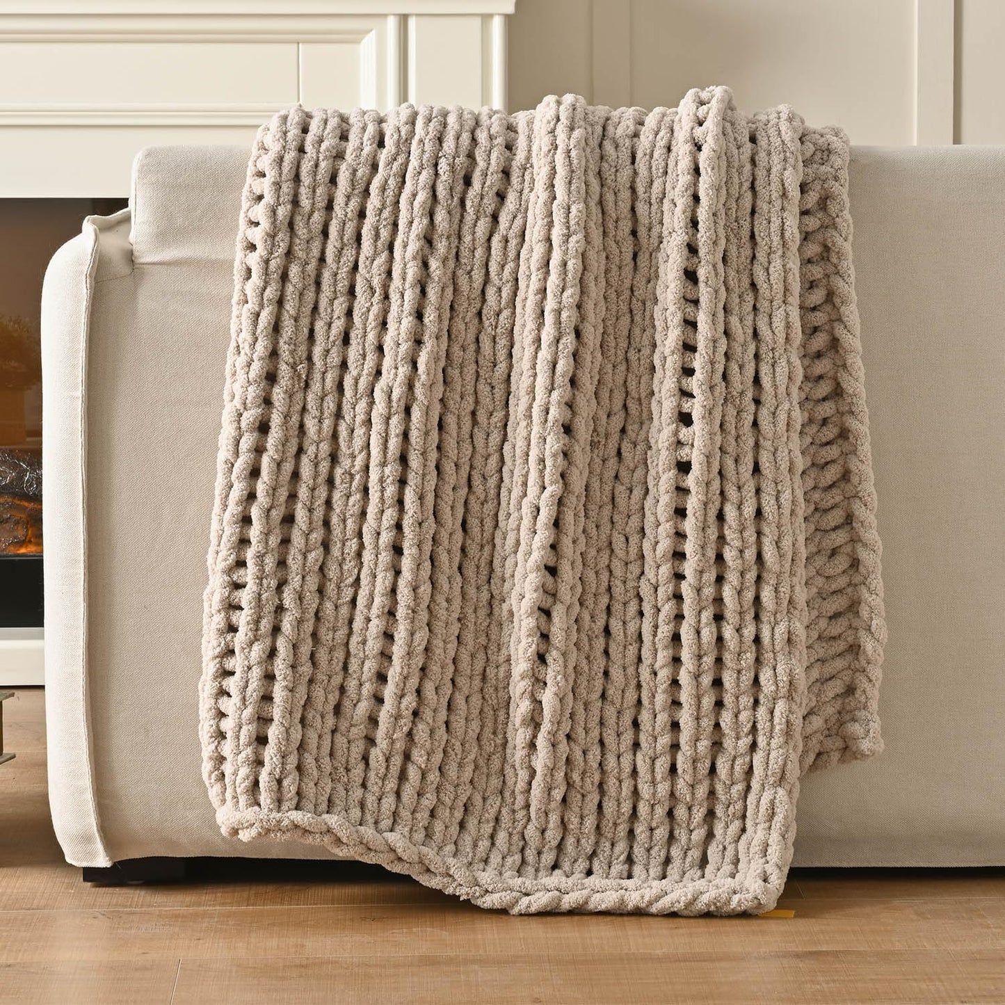 Esterra Chunky Knit Blanket Throw 60"x80", 100% Hand Knitted Chenille Throw Blanket, Cozy Soft Thick Cable Knit Throw Large Rope Knot Crochet Throw Blanket for Sofa Couch Bed, Linen Beige