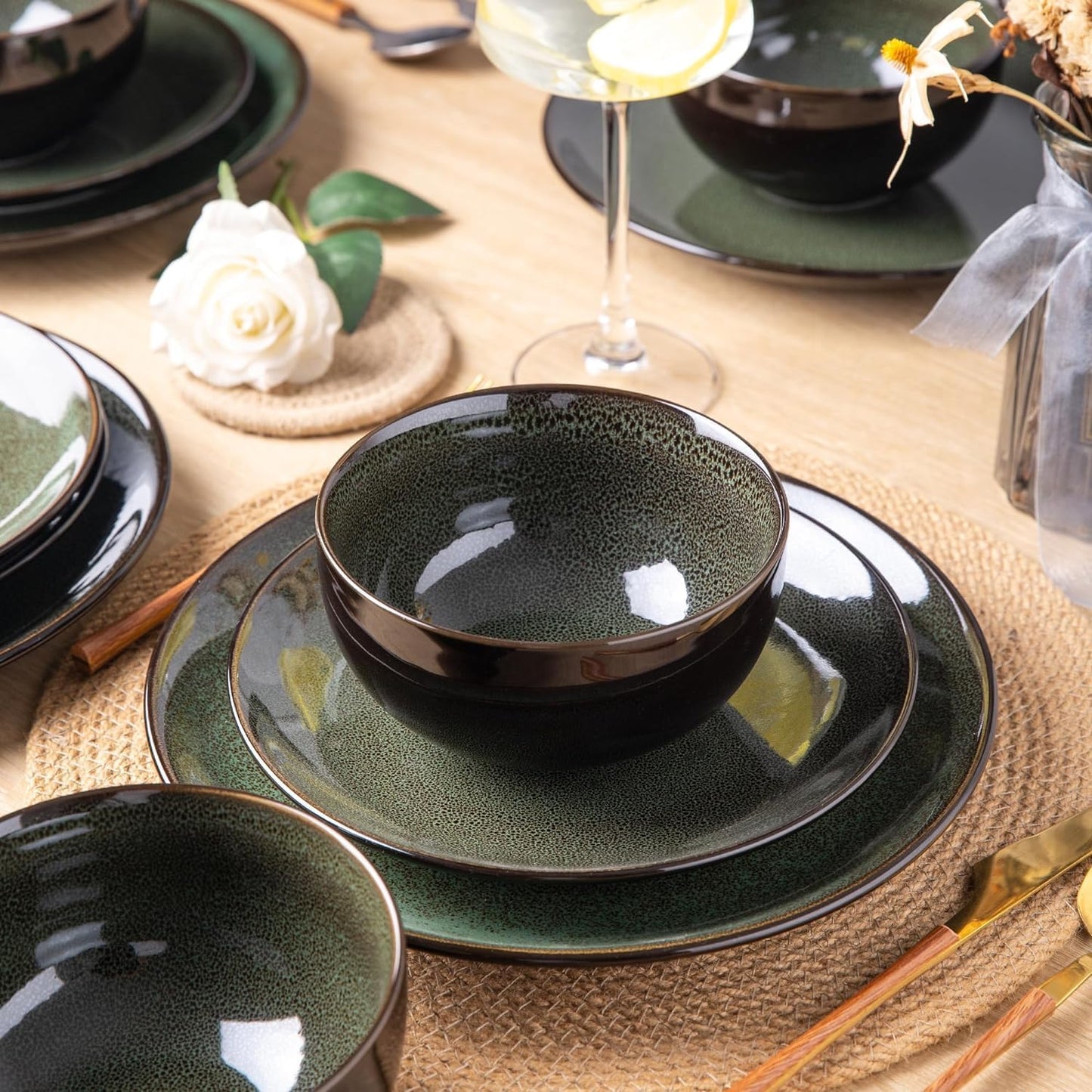 LeRatio Ceramic Dinnerware Sets for 6,Plates and Bowls Sets,Handmade Reactive Glaze Dishes Set,Chip Resistant and Scratch Resistant | Oven&Dishwasher & Microwave Safe,Service for 6-Green (18PCS)