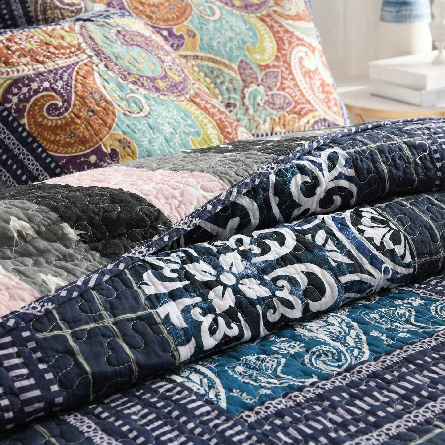 NEWLAKE Cotton Patchwork Bedspread, 3-Piece Bedding Quilt Set with Real Stitched Embroidery, Reversible Matelasse Bed Coverlet Set,Vintage Flowery Grid,King Size