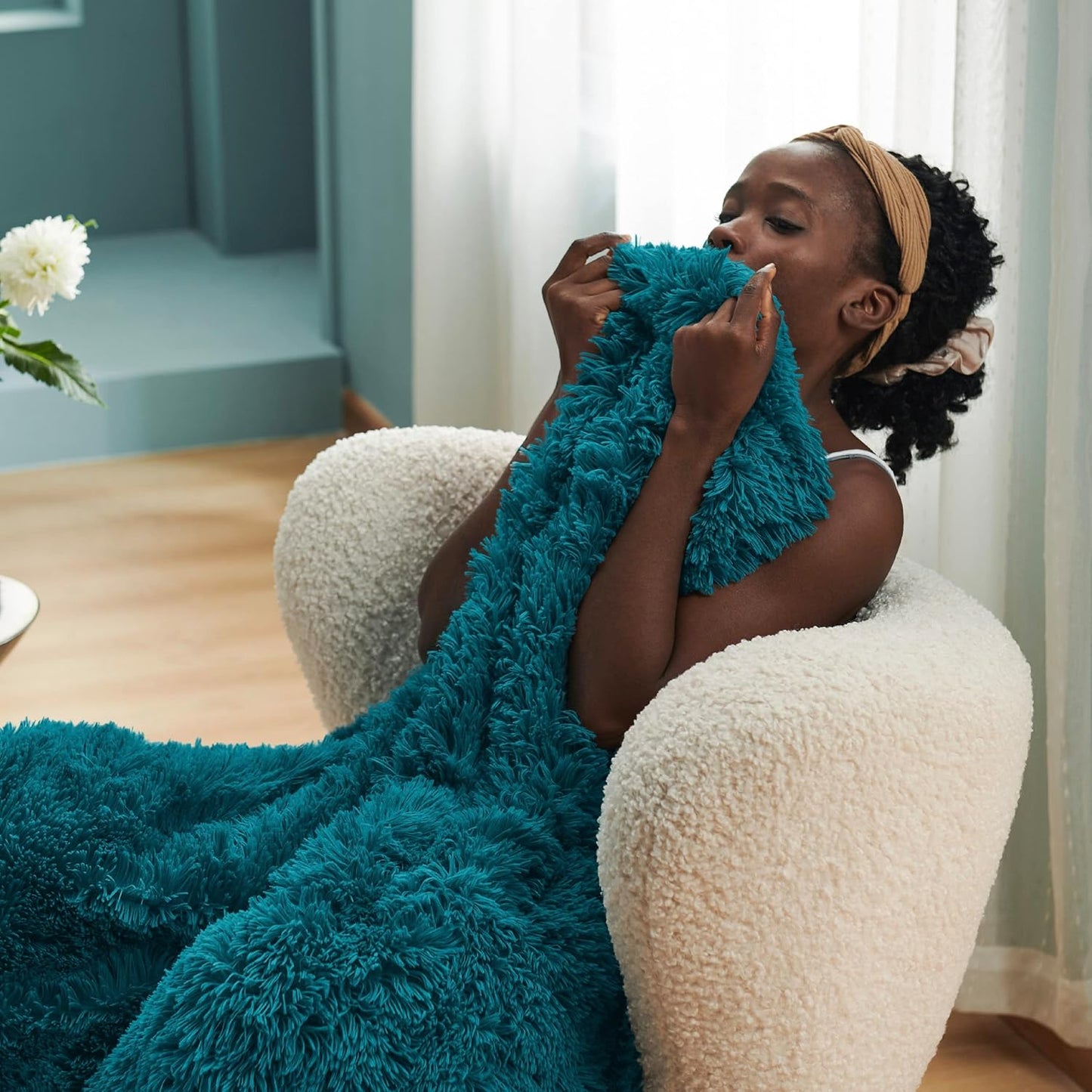 Bedsure GentleSoft Fluffy Turquoise Teal Throw Blanket, Teal Decor Cozy Gifts for Women Men, Soft Fuzzy Sherpa Fleece Plush Thick Warm Faux Fur Throws for Couch, Aqua Blanket Gifts for Mom, 50x60