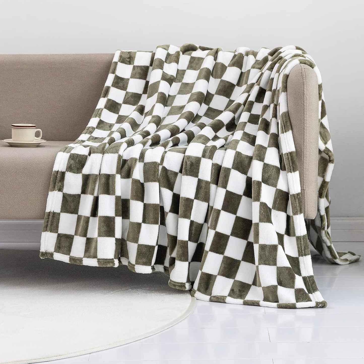 LOMAO Throw Blankets Flannel Blanket with Checkerboard Grid Pattern Soft Throw Blanket for Couch, Bed, Sofa Luxurious Warm and Cozy for All Seasons (Dark Olive, 40"x50")