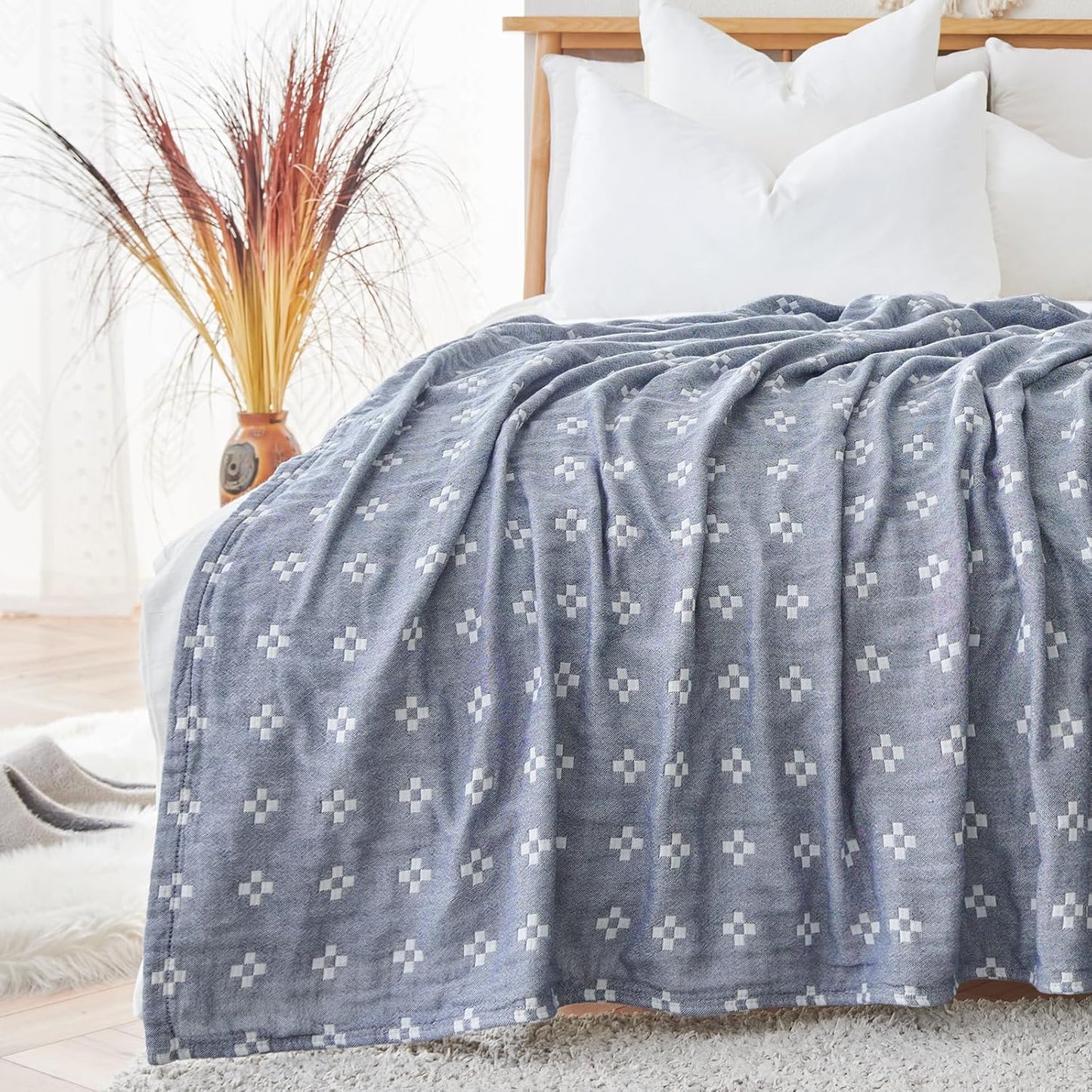 jinchan Boho 100% Cotton Blanket Muslin Lightweight Twin Size Quilted Throw Blanket for Couch Soft Cozy All Season Blanket 3-Layer Floral Throw Cotton Blanket for Bedroom Decor Blue 60x80 Inches
