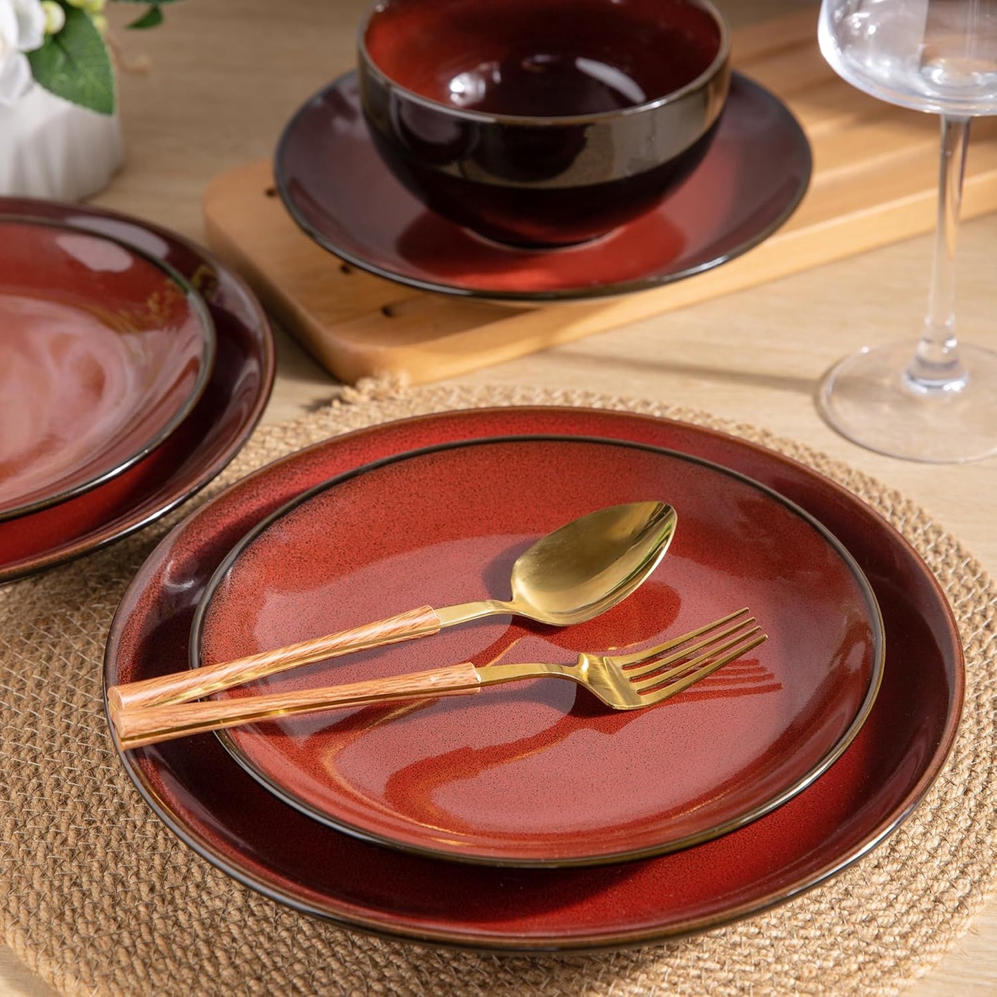 LERATIO Ceramic Dinnerware Sets for 4,Stoneware Coupe Plates and Bowls Sets,Highly Chip and Crack Resistant | Dishwasher & Microwave & Oven Safe Dishes set,Reactive Glaze Dinnerware- Service for 4